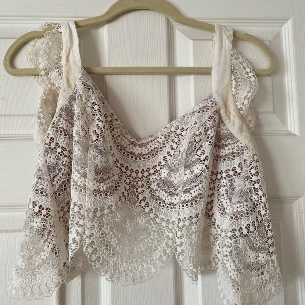 FLASH SALE For Love & Lemons Lace Crop Top
